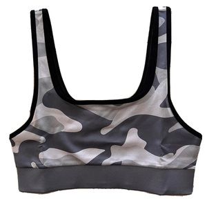 Cor Sports Bra Women’s Medium New with Tags and in Package, MSRP $89